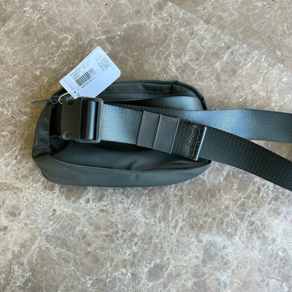 Lululemon Everywhere Belt Bag-Gray Sage - Picture 2 of 3